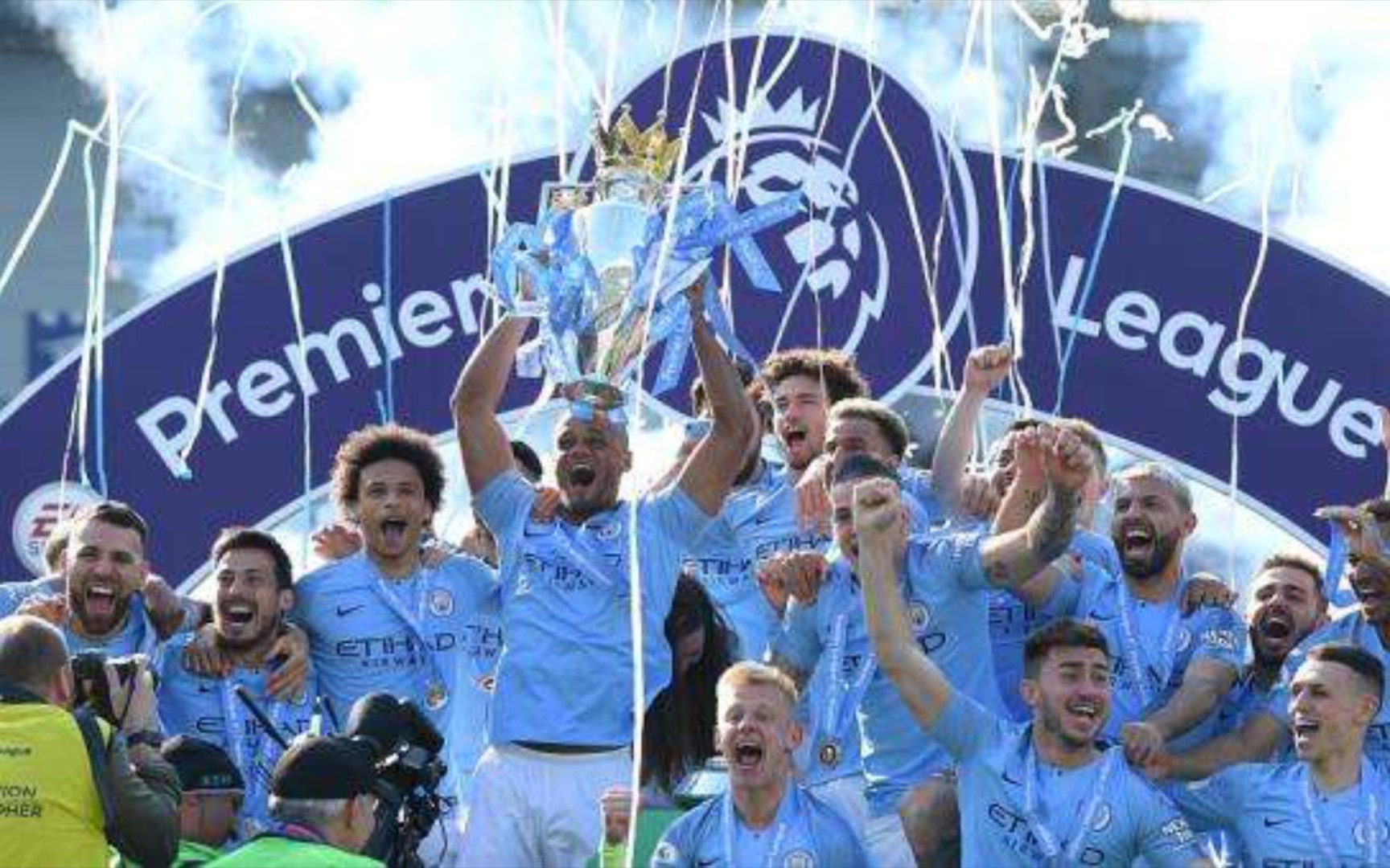 奋力拼搏 奋力拼搏